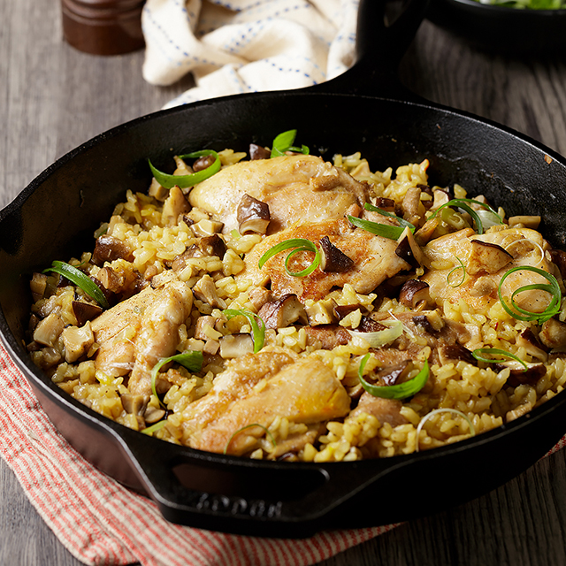 Saffron-Infused Magic: Easy One Pan Baked Chicken and Mushroom Rice