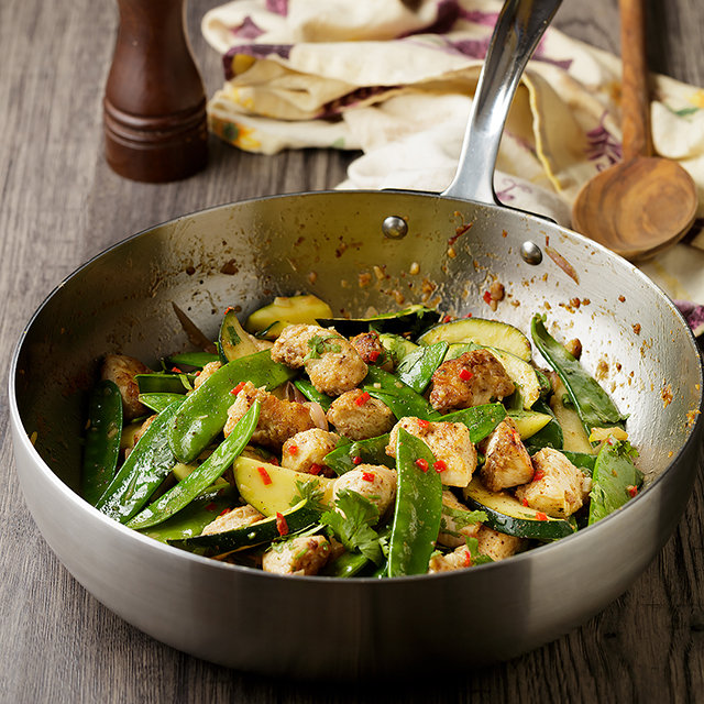 Easy and Flavorful Chicken Stir-Fry with Courgette and Mangetout Recipe | No need high heat and Wok