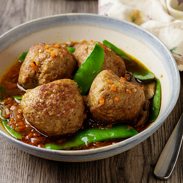 A Meatball Recipe |Delicious Braised Pork Meatballs with Red Wine Mushroom Infusion and snow peas