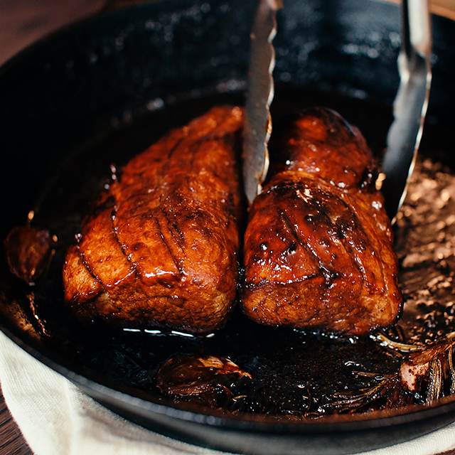 Honey Glazed Pork Tenderloin on a Bed of Spicy Cauliflower Curry | Low Carb Delight