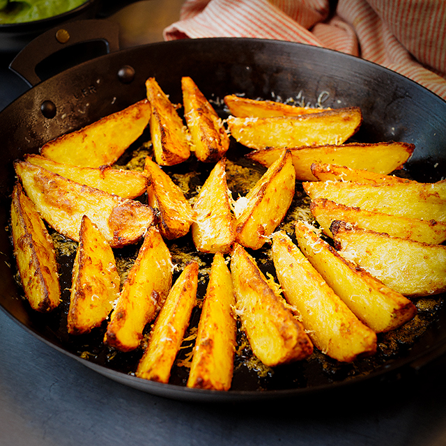 Oven-Baked Potato Wedges with Spicy Green Magic Dip