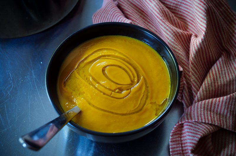 Spicy Ginger Carrot and Pinto Beans Soup